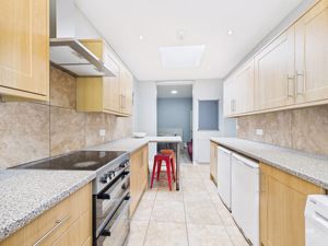 Photo 19- click for photo gallery